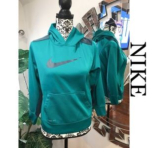Nike(kids) hoodie sweater